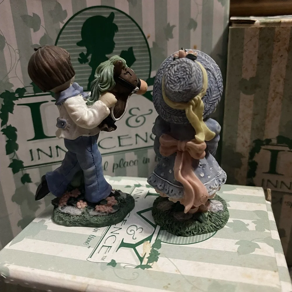 Chapter three : yate’s antique shop